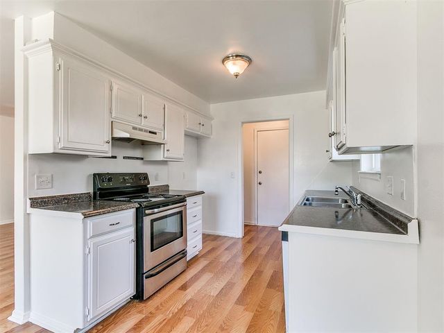 821 NW 115th Street, Oklahoma City, OK 73114