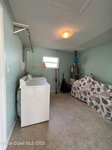 987 Kings Post Road, Rockledge, FL 32955
