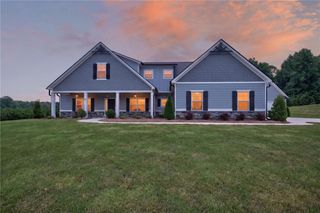48 Starr Place, Newnan, GA 30263
