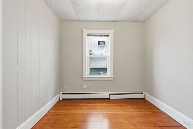 7 Nichols Ave, Watertown, MA 02472