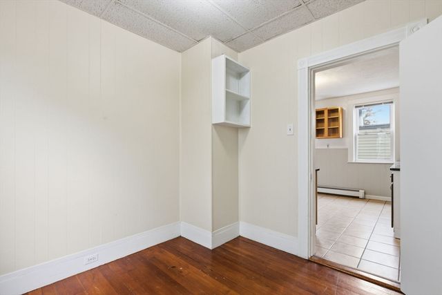 7 Nichols Ave, Watertown, MA 02472