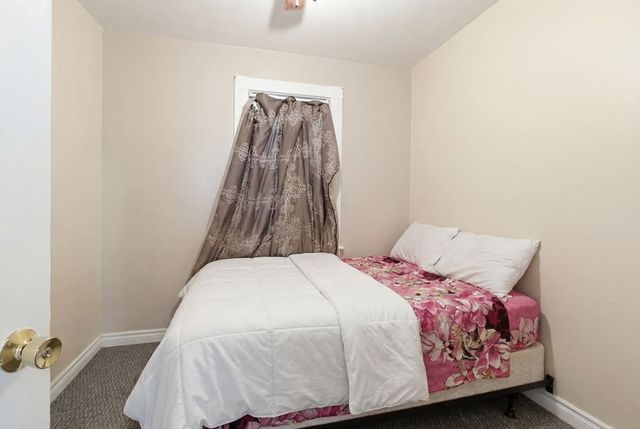 7 Nichols Ave, Watertown, MA 02472