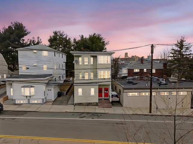 7 Nichols Ave, Watertown, MA 02472