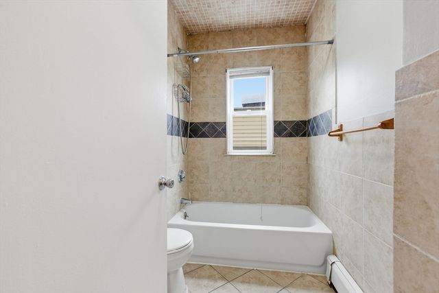 7 Nichols Ave, Watertown, MA 02472