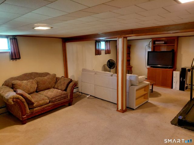 101 Brace Road, Newington, CT 06111