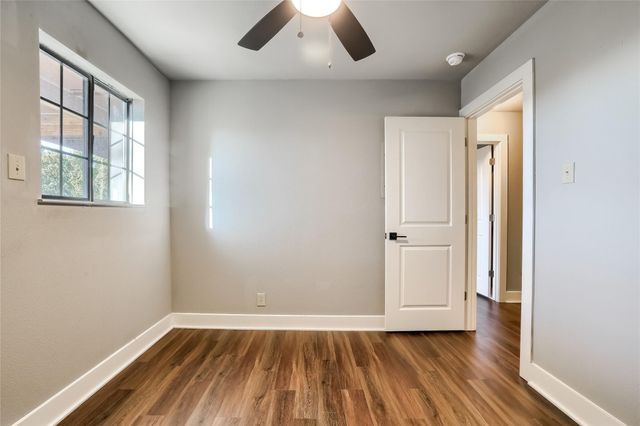 5909 Lago Vista Way D D, Lago Vista, TX 78645