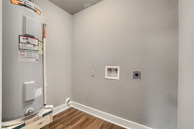 5909 Lago Vista Way D D, Lago Vista, TX 78645