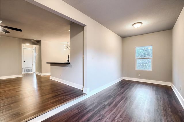 5909 Lago Vista Way D D, Lago Vista, TX 78645