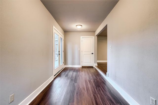 5909 Lago Vista Way D D, Lago Vista, TX 78645