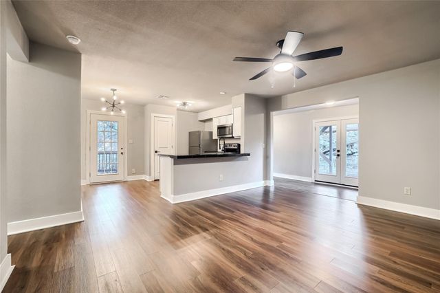 5909 Lago Vista Way D D, Lago Vista, TX 78645