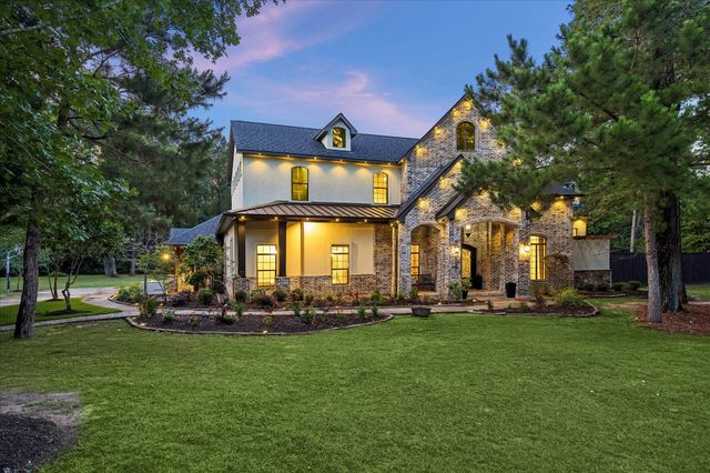 1030 Trailwood Estates Drive, Magnolia, TX 77354