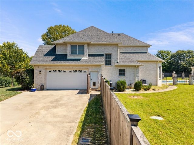 10607 Eagle Drive, Indianapolis, IN 46234