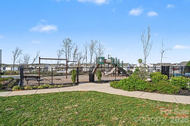 9113 Myrna Drive, Gastonia, NC 28056