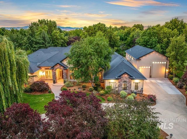 532 N White Sage Way, Eagle, ID 83616