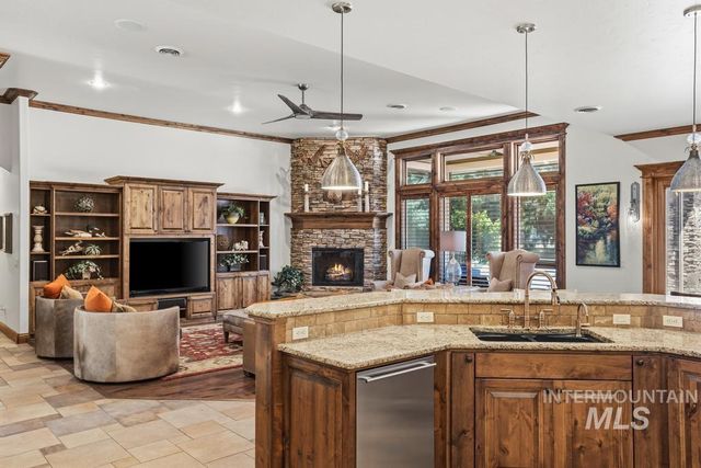 532 N White Sage Way, Eagle, ID 83616