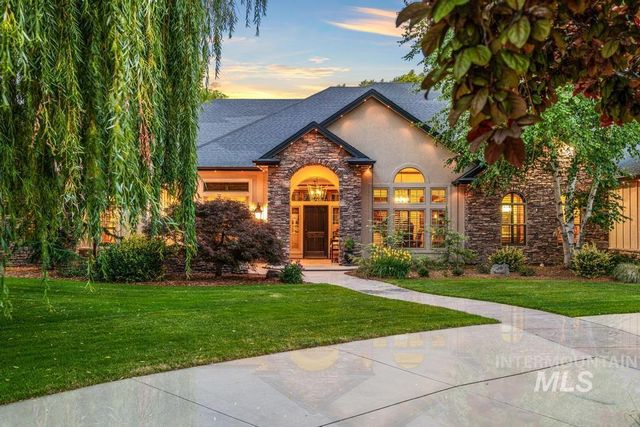 532 N White Sage Way, Eagle, ID 83616
