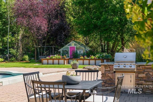 532 N White Sage Way, Eagle, ID 83616