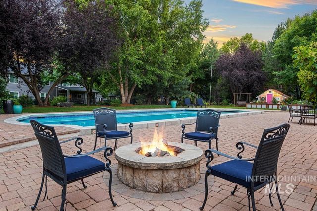 532 N White Sage Way, Eagle, ID 83616