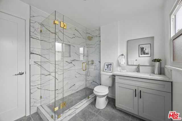 1510 W 52nd Street, Los Angeles, CA 90062