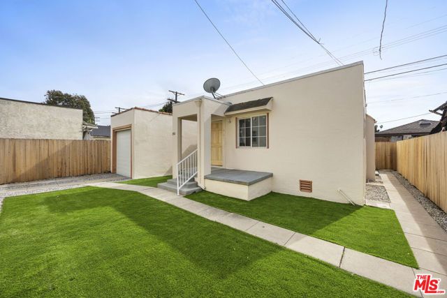 1510 W 52nd Street, Los Angeles, CA 90062