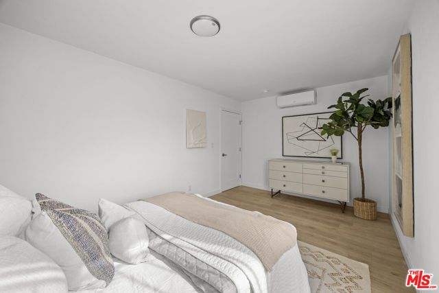 1510 W 52nd Street, Los Angeles, CA 90062