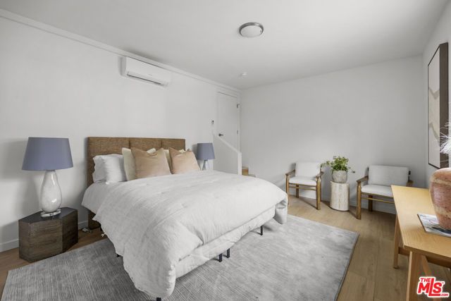 1510 W 52nd Street, Los Angeles, CA 90062