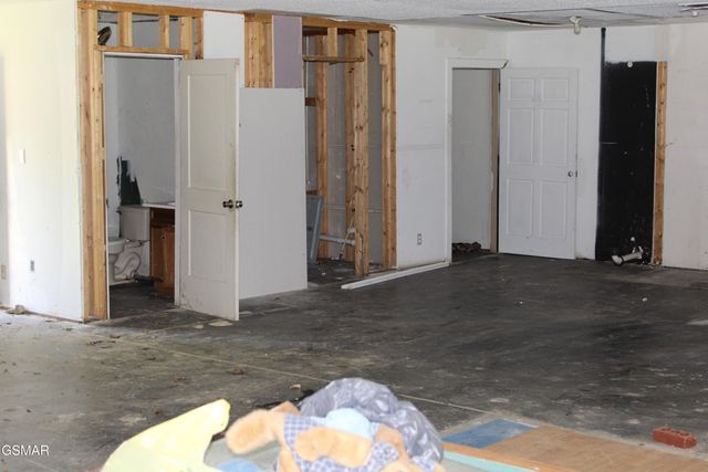 4845 Hooper Highway, Cosby, TN 37722