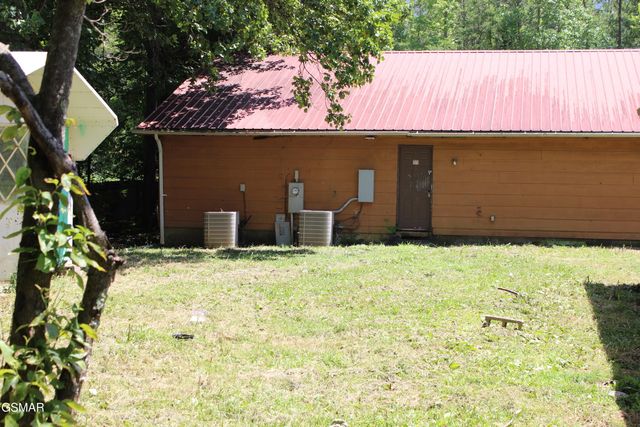 4845 Hooper Highway, Cosby, TN 37722