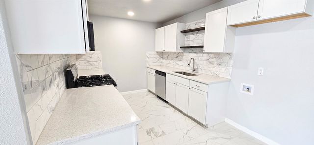 6201 Truman Drive, Fort Worth, TX 76112