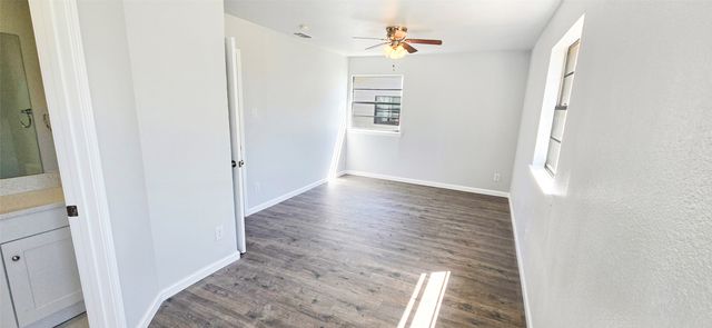 6201 Truman Drive, Fort Worth, TX 76112