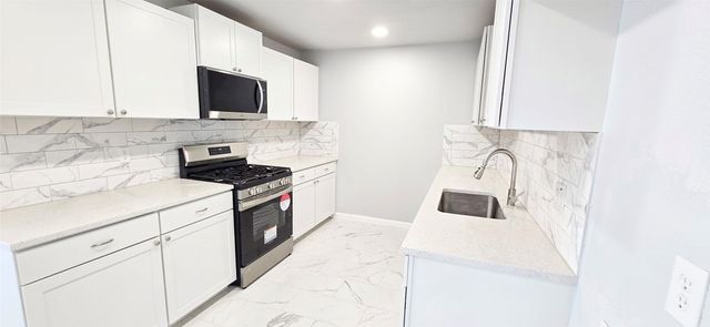 6201 Truman Drive, Fort Worth, TX 76112
