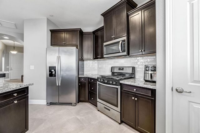 862 Bolinas Way, Madera, CA 93637