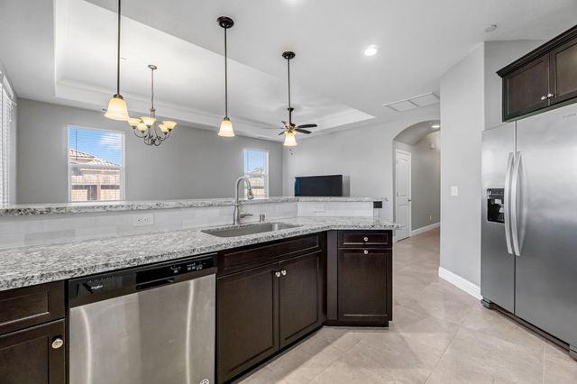 862 Bolinas Way, Madera, CA 93637