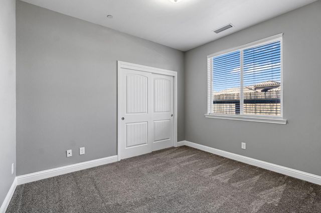 862 Bolinas Way, Madera, CA 93637