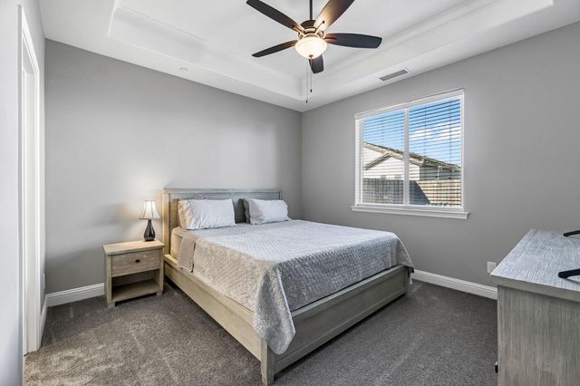 862 Bolinas Way, Madera, CA 93637