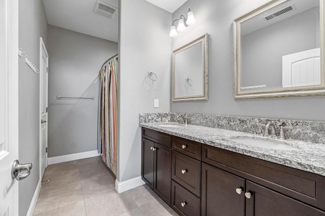 862 Bolinas Way, Madera, CA 93637