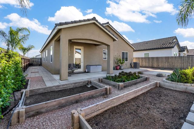 862 Bolinas Way, Madera, CA 93637