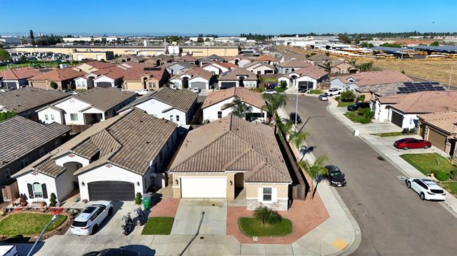 862 Bolinas Way, Madera, CA 93637