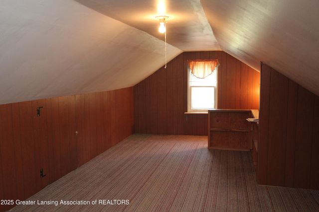 1694 W Solon Road, Dewitt, MI 48820