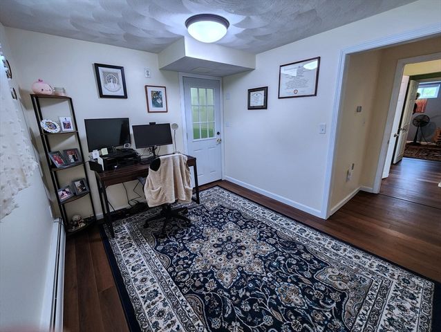 4 Amherst St, Billerica, MA 01862