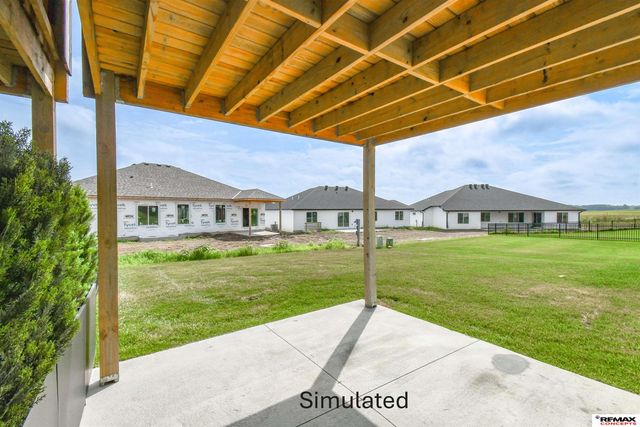 10856 Legends Lane, Lincoln, NE 68527