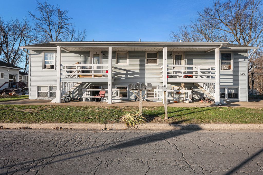 500 River Street, Three Rivers, MI 49093