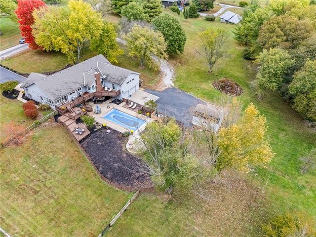 201 E 177th Street, Belton, MO 64012