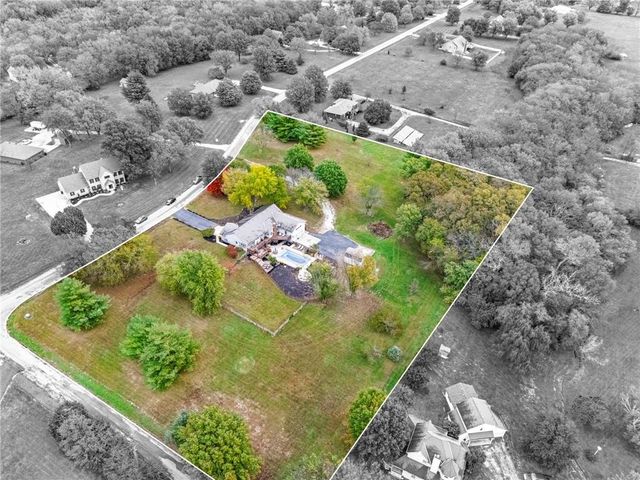 201 E 177th Street, Belton, MO 64012