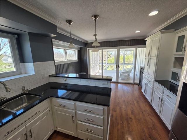 201 E 177th Street, Belton, MO 64012