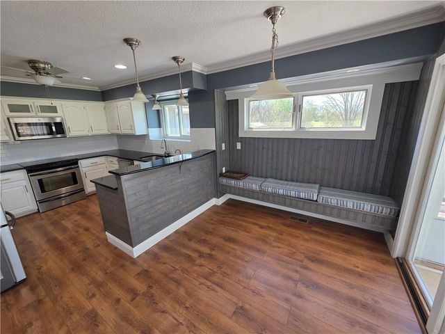 201 E 177th Street, Belton, MO 64012