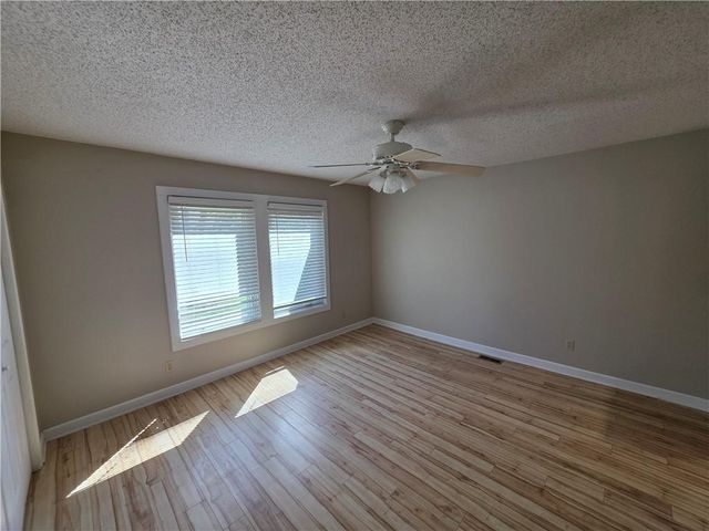 201 E 177th Street, Belton, MO 64012