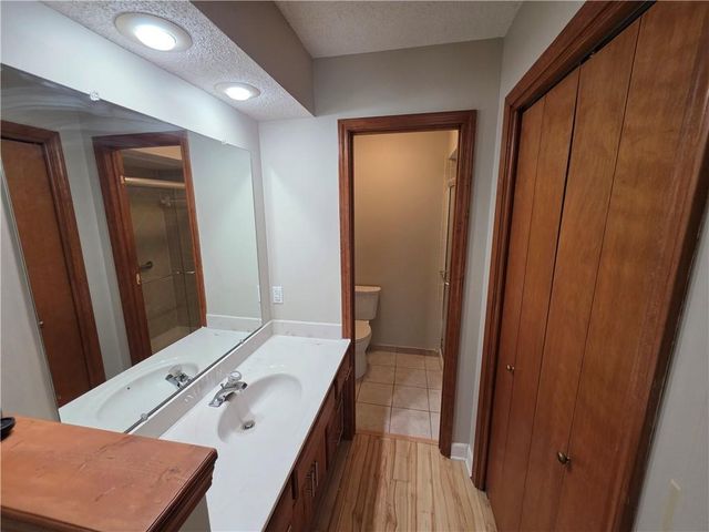 201 E 177th Street, Belton, MO 64012