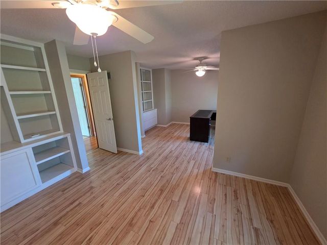 201 E 177th Street, Belton, MO 64012