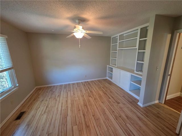 201 E 177th Street, Belton, MO 64012